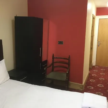 The Park Hotel 2*