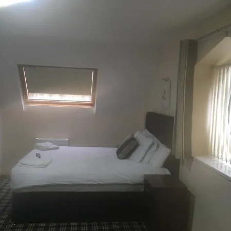 The Park Hotel 2*