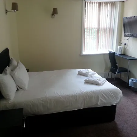 Hotel The Park 2*